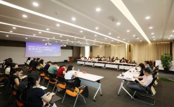 我校召开5月份学生工作例会